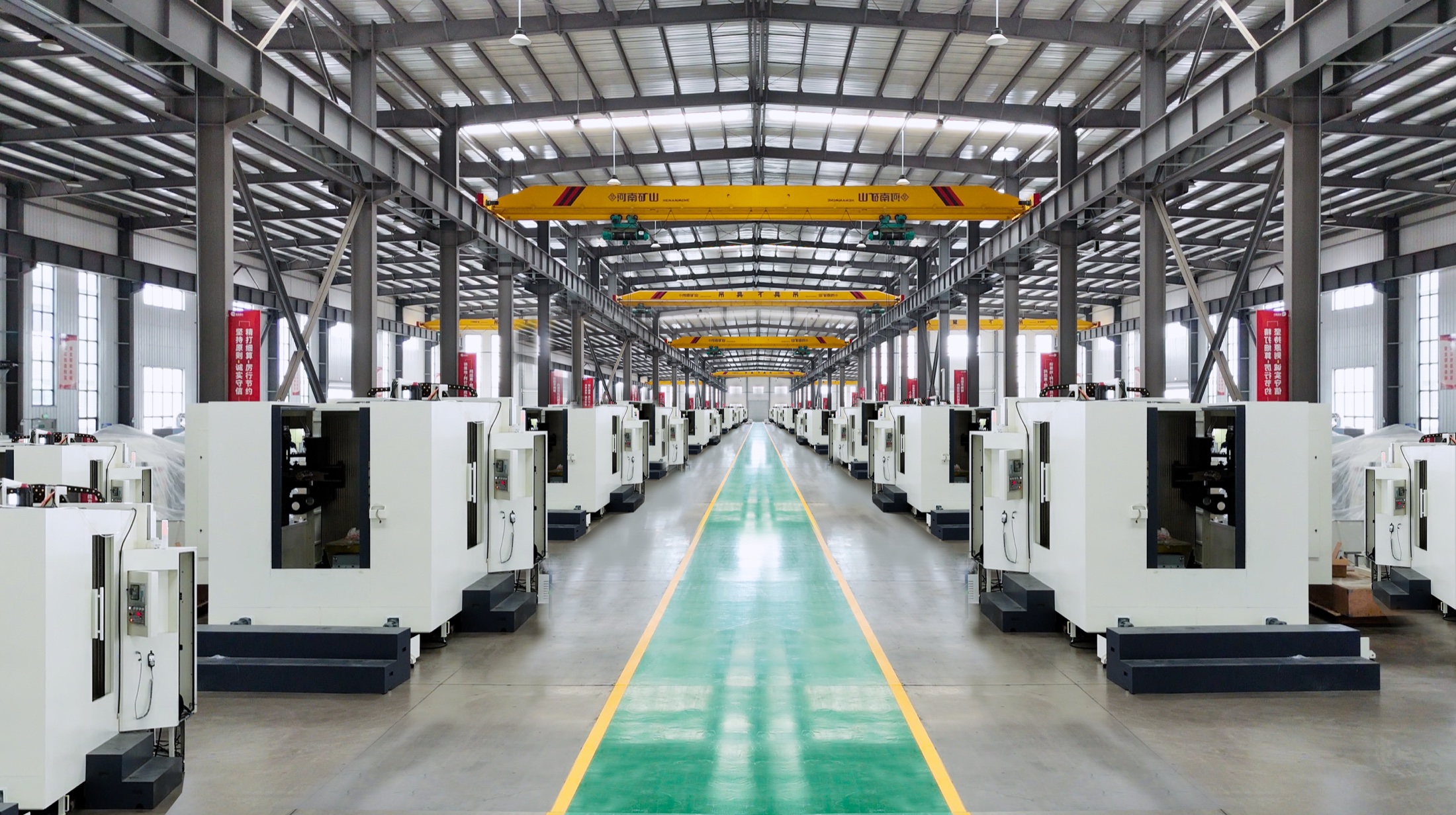 Horizontal machining center plant